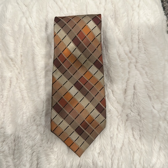$3.00 - 15 TIES Stafford , Croft & Barrow ,apt9 , J,Ferrar ,Jones NY ect. - Picture 14 of 15